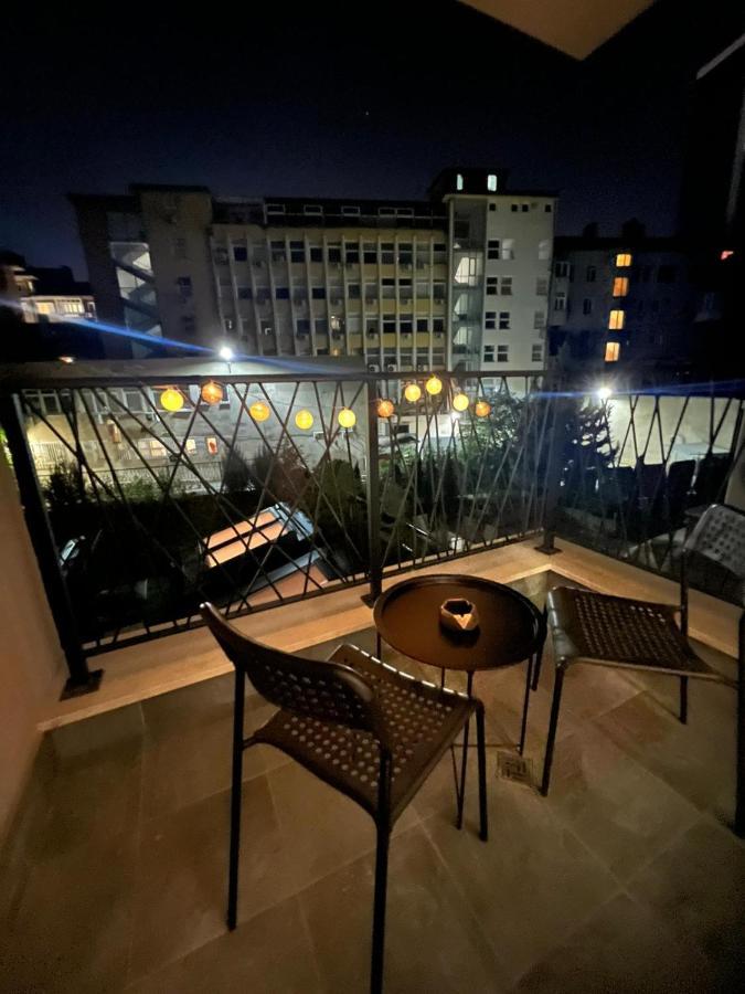 Paris Luxury Top Centre 2Bdr Apt W Work Desk And Wifi Near Nevsky Cathedral Sofia Exterior photo