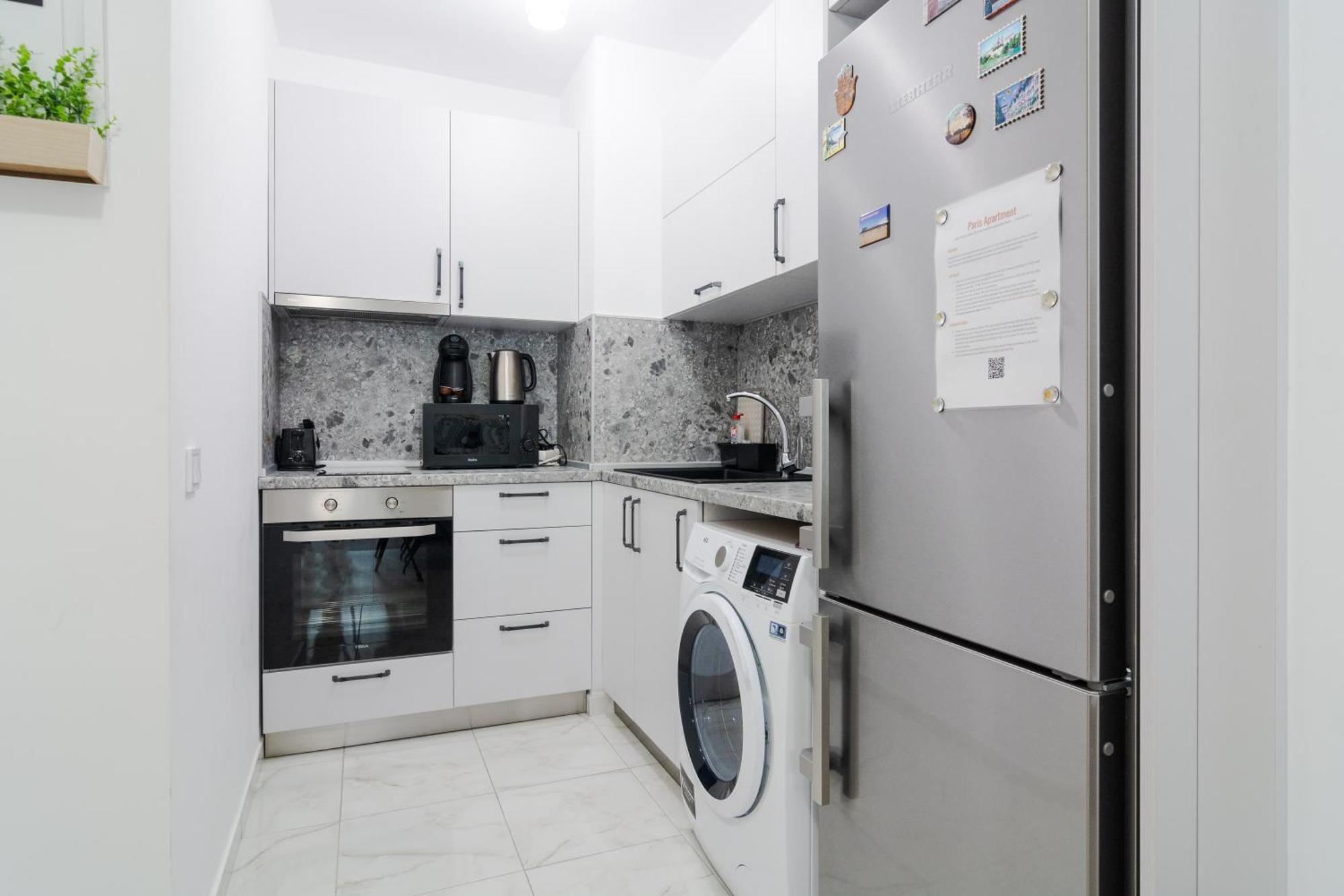 Paris Luxury Top Centre 2Bdr Apt W Work Desk And Wifi Near Nevsky Cathedral Sofia Exterior photo