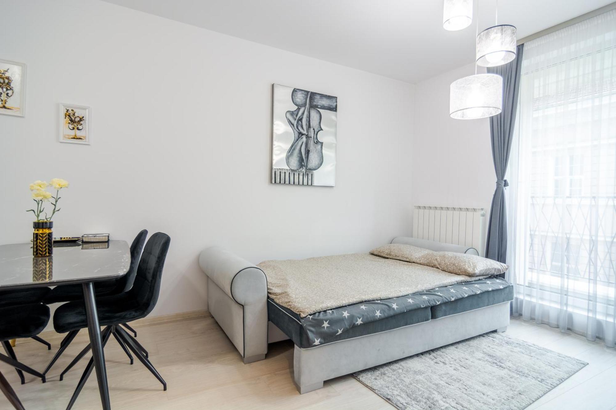 Paris Luxury Top Centre 2Bdr Apt W Work Desk And Wifi Near Nevsky Cathedral Sofia Exterior photo